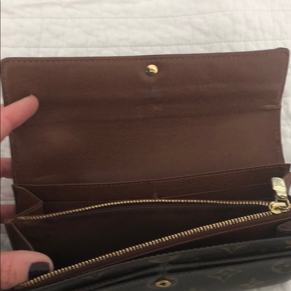 Louis Vuitton wallet - Picture 2 of 4